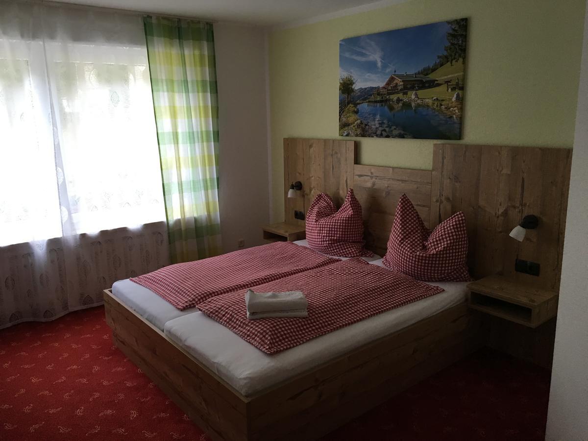 Hotel Pension Schwansee 施万高 外观 照片