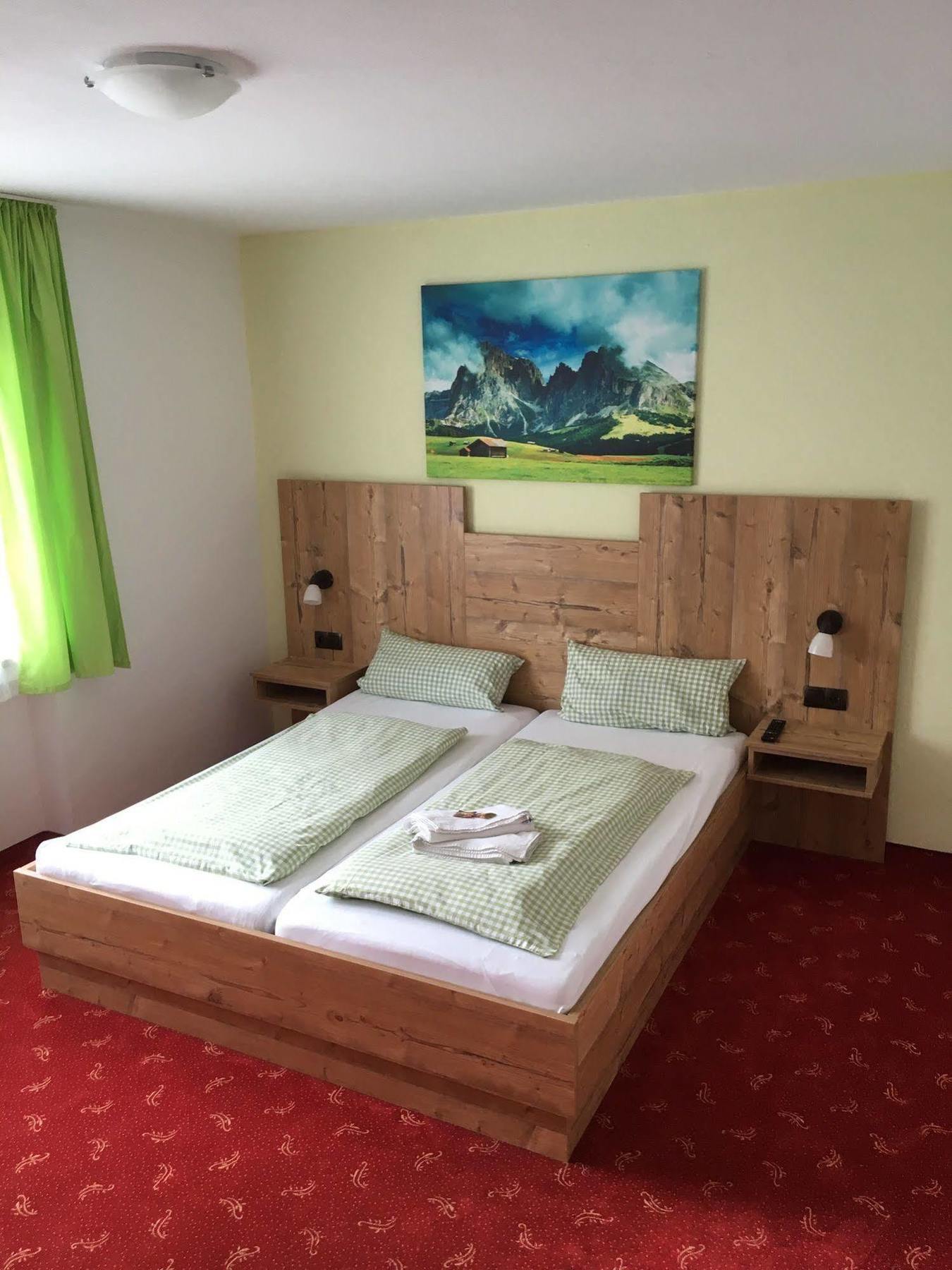 Hotel Pension Schwansee 施万高 外观 照片