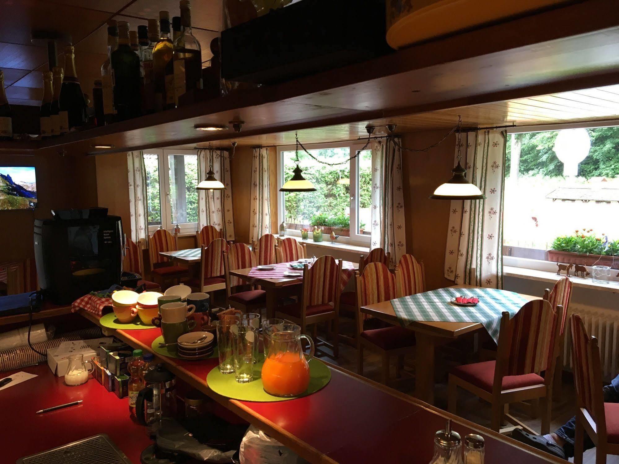 Hotel Pension Schwansee 施万高 外观 照片